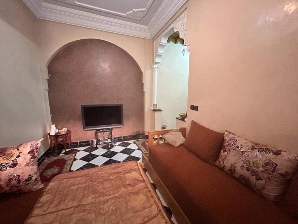 Appartement Dans Residence Avec Piscines Marrakesh Bagian luar foto